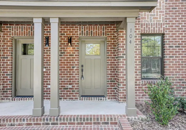 Photo 5 of Townhouse for sale at 104 Lexington Ln, Southern Pines, NC 28387 | MLS# 100571616 | Listing updated on 2026-08-28