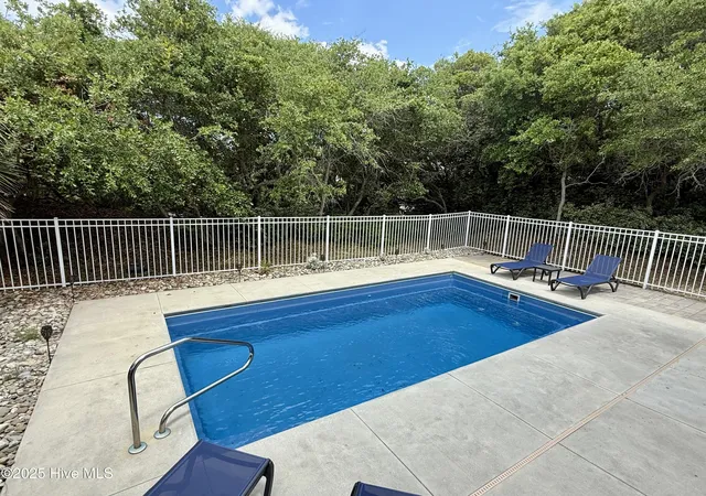 4th image of 6 Bottlenose Blvd, N Topsail Beach, NC 28460 | MLS# 100506414
