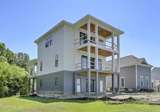 Photo 3 of Single family home for sale at 212 Summernights Way, Holly Ridge, NC 28445 | MLS# 100578783 | Listing updated on 2026-09-22