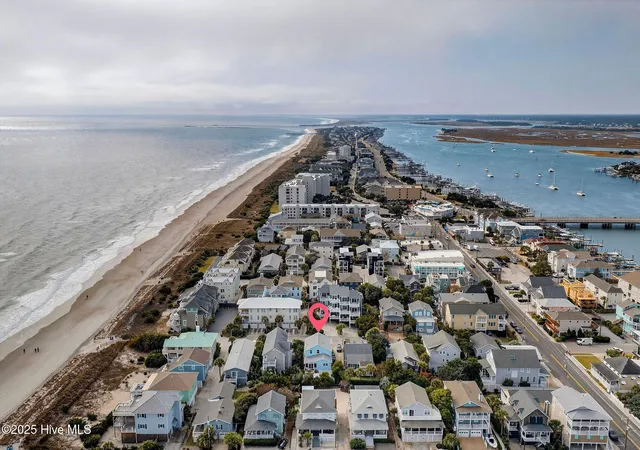 Photo 3 of Single family home for sale at 9 E Atlanta St, Wrightsville Beach, NC 28480 | MLS# 100594788 | Listing updated on 2026-08-28
