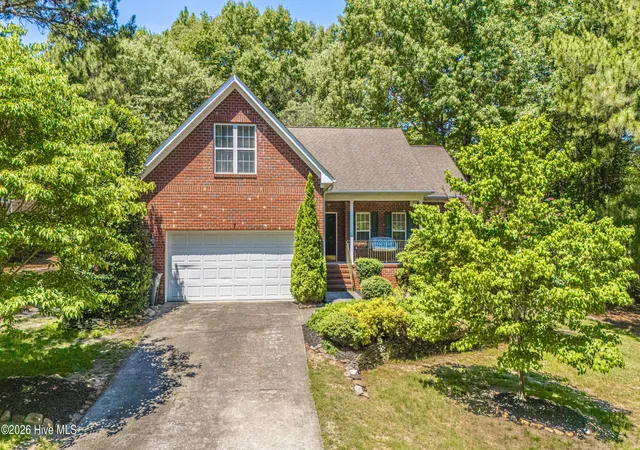Photo 1 of Single family home for sale at 7 Shamrock Way, Pinehurst, NC 28374 | MLS# 100581468 | Listing updated on 2026-08-24