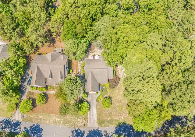 Photo 3 of Single family home for sale at 7 Shamrock Way, Pinehurst, NC 28374 | MLS# 100581468 | Listing updated on 2026-08-24