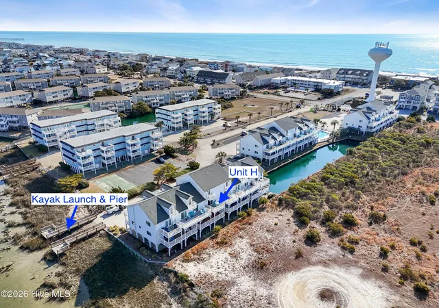 2nd image of 22 Beaufort St, Ocean Isle Beach, NC 28469