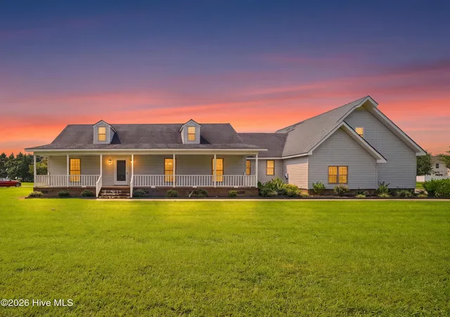 Photo 1 of Single family home for sale at 105 Binnacle Ct, Elizabeth City, NC 27909 | MLS# 100595695 | Listing updated on 2026-09-23