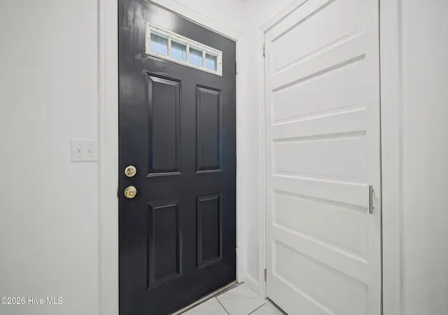 Photo 4 of Single family home for sale at 105 Binnacle Ct, Elizabeth City, NC 27909 | MLS# 100595695 | Listing updated on 2026-09-23