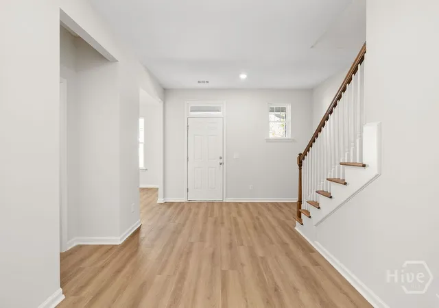 3rd image of 130 Telford St, Savannah, GA 31407 | MLS# SA360436