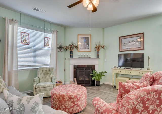 Photo 5 of Single family home for sale at 227 Donnington Ct, Aiken, SC 29801 | MLS# 100580875 | Listing updated on 2026-08-18