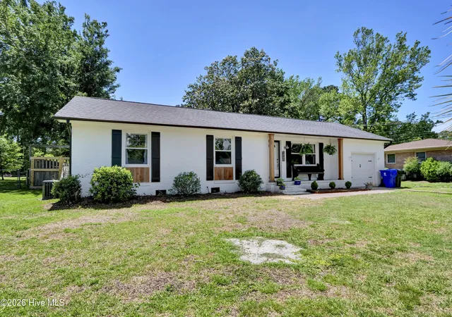 Homes for sale in Wilmington, NC | 225 Mohican Trl, Wilmington, NC 28409 | MLS# 100577425