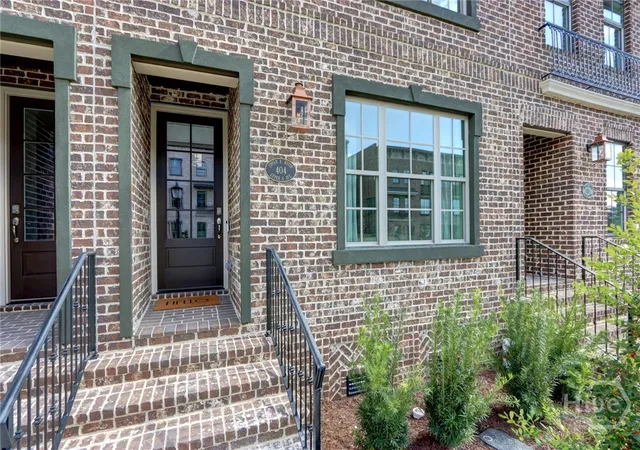 Photo 3 of Townhouse for sale at 404 Upper E Ave, Savannah, GA 31401 | MLS# SA361347 | Listing updated on 2026-09-10
