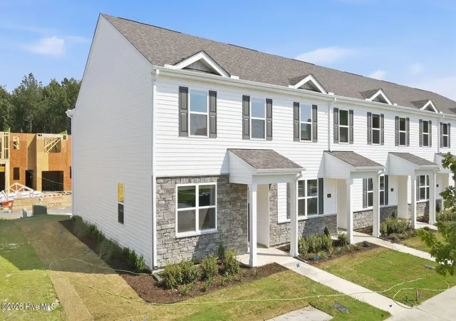 Photo 2 of Townhouse for sale at 2039 Clock Rd, New Bern, NC 28562 | MLS# 100581140 | Listing updated on 2026-09-14