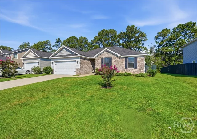Photo 2 of Single family home for sale at 160 Vale Loop, Savannah, GA 31405 | MLS# SA359935 | Listing updated on 2026-08-25