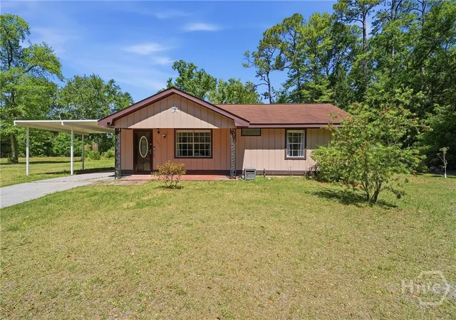 Homes for sale in Hinesville, GA | 551 Ashmore Rd, Hinesville, GA 31313 | MLS# SA355058