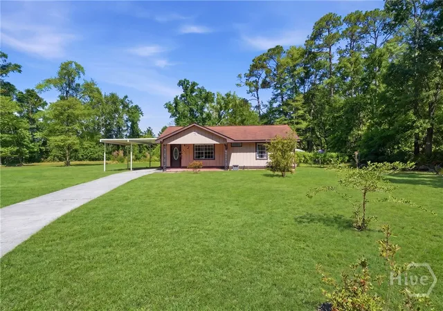 Homes for sale in Hinesville, GA | 551 Ashmore Rd, Hinesville, GA 31313 | MLS# SA355058