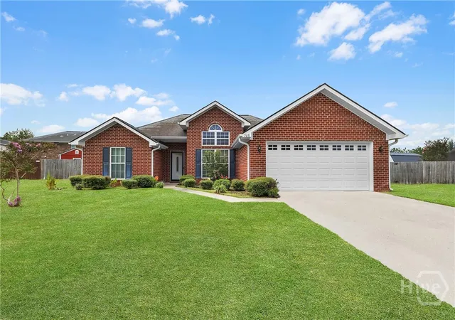 Photo 1 of Single family home for sale at 708 Cordele Cir, Hinesville, GA 31313 | MLS# SA363542 | Listing updated on 2026-08-28