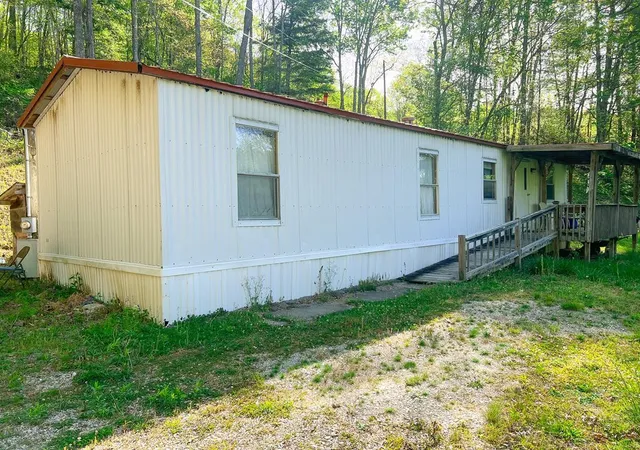 Photo 2 of Manufactured home for sale at 254 Joyces, Topton, NC 28781 | MLS# 98544269 | Listing updated on 2026-08-18
