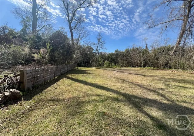 3rd image of 1827 Mccormick St, Savannah, GA 31404 | MLS# SA349291