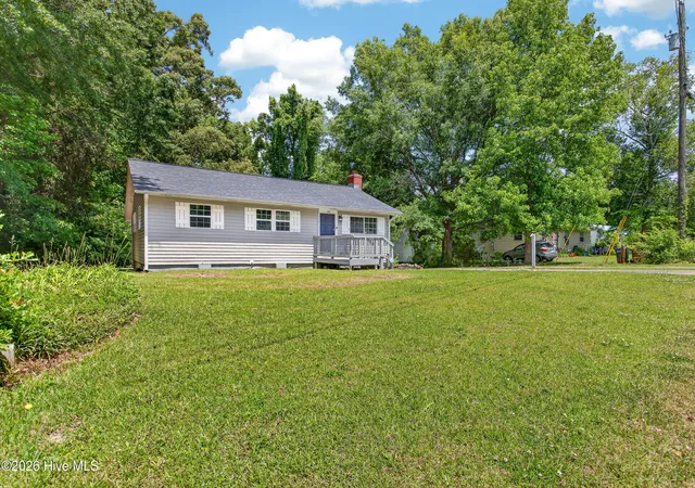 Photo 2 of Single family home for sale at 158 Jupiter Trl, Jacksonville, NC 28546 | MLS# 100572189 | Listing updated on 2026-08-30