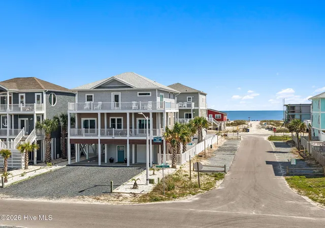 2nd image of 452 E 4th St, Ocean Isle Beach, NC 28469 | MLS# 100576766