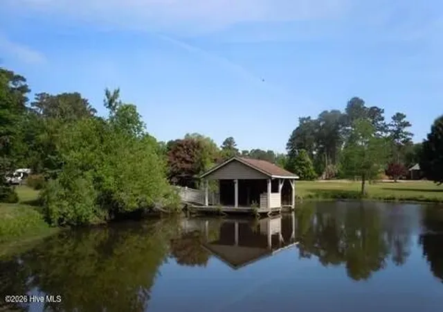 2nd image of 210 Canal St, Tabor City, NC 28463 | MLS# 100599530