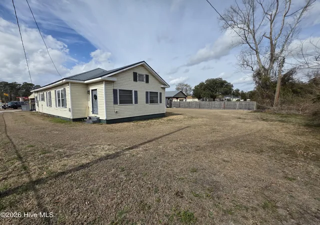image of 4009 Holly Shelter Rd, Castle Hayne, NC 28429 | MLS# 100584525