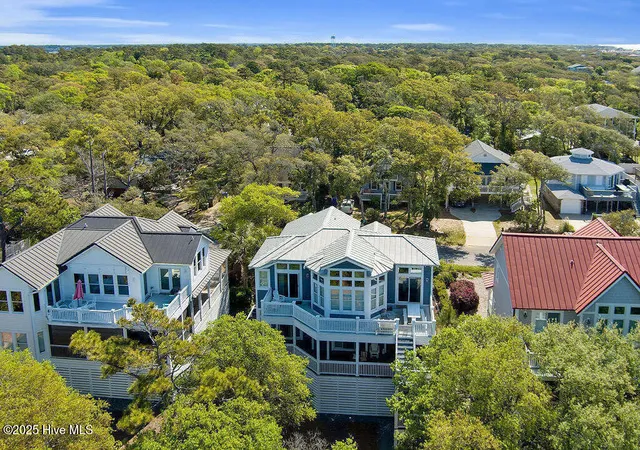Photo 5 of Single family home for sale at 103 SE 74th Street, Oak Island, NC 28465 | MLS# 100487597 | Listing updated on 2026-06-09