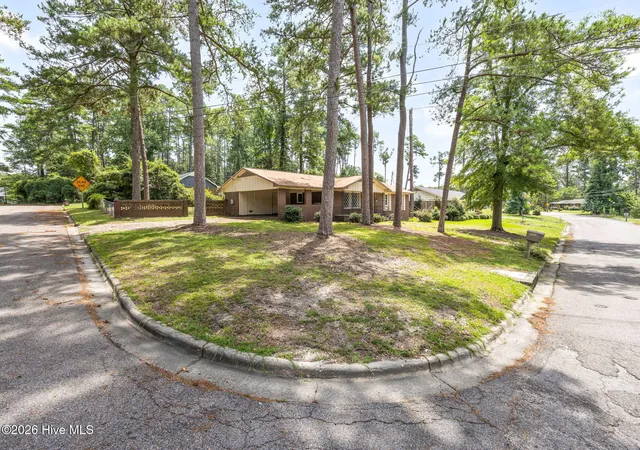 Photo 3 of Single family home for sale at 1904 Valley Spring Rd, Augusta, GA 30909 | MLS# 100595100 | Listing updated on 2026-09-10