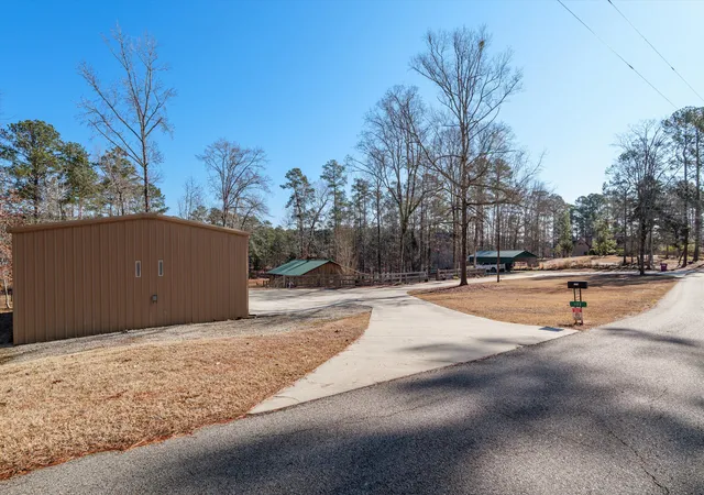 Homes for sale in Lincolnton, GA | 1172 Pawnee Dr, Lincolnton, GA 30817 | MLS# 98254172