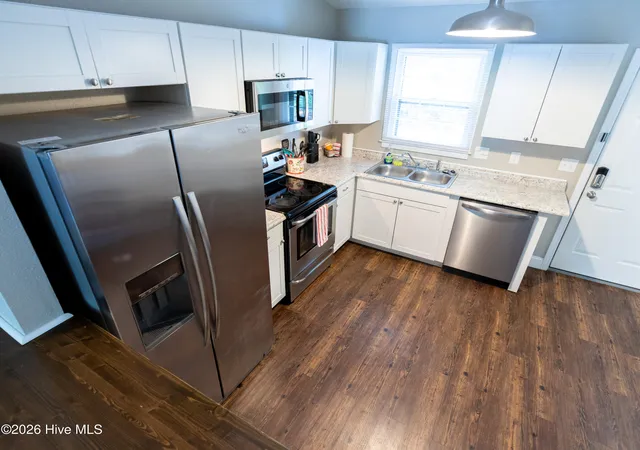 5th image of 414 Cedar Creek Dr, Jacksonville, NC 28540 | MLS# 100585548