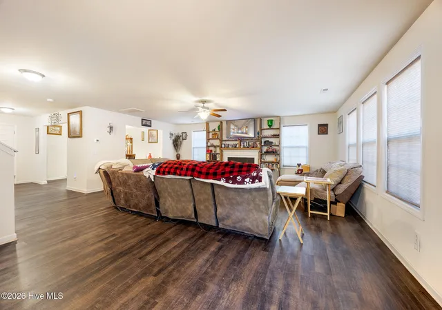 3rd image of 410 Paradise Ln, Carthage, NC 28327 | MLS# 100578159
