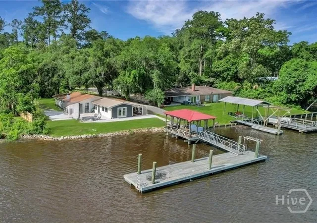 Photo 2 of Single family home for sale at 243 E 1st Street, Midway, GA 31320 | MLS# SA347284 | Listing updated on 2026-07-31