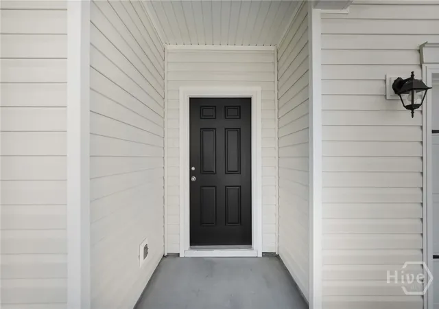 Photo 2 of Single family home for sale at 124 Chilburn Cir, Savannah, GA 31302 | MLS# SA363536 | Listing updated on 2026-08-28