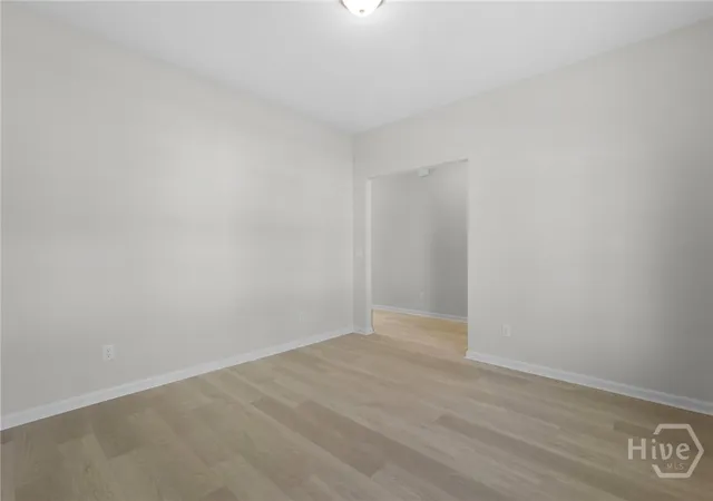 Photo 4 of Single family home for sale at 124 Chilburn Cir, Savannah, GA 31302 | MLS# SA363536 | Listing updated on 2026-08-28
