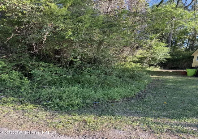 Photo 2 of Land for sale at 2509 New Bern Ave, New Bern, NC 28562 | MLS# 100565326 | Listing updated on 2026-04-14