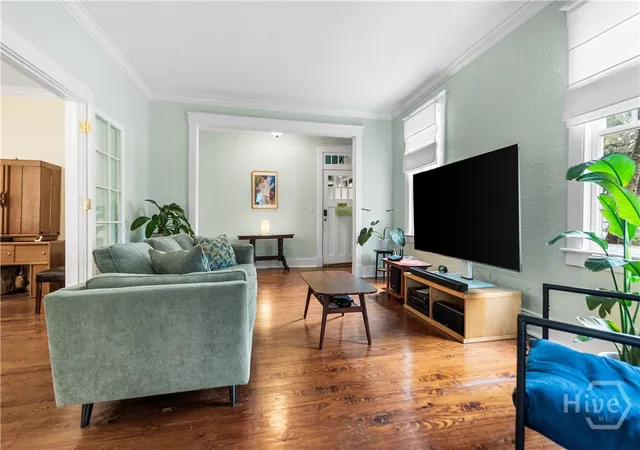 Homes for sale in Savannah, GA | 733 E Henry St #A, Savannah, GA 31401 | MLS# SA349010