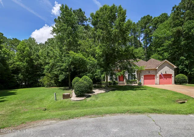 Photo 4 of Single family home for sale at 108 Neuse Cir, Hertford, NC 27944 | MLS# 100584450 | Listing updated on 2026-08-18