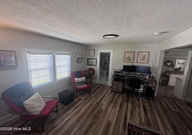 Photo 3 of Single family home for sale at 109 Carteret Ave, Beaufort, NC 28516 | MLS# 100594620 | Listing updated on 2026-08-18