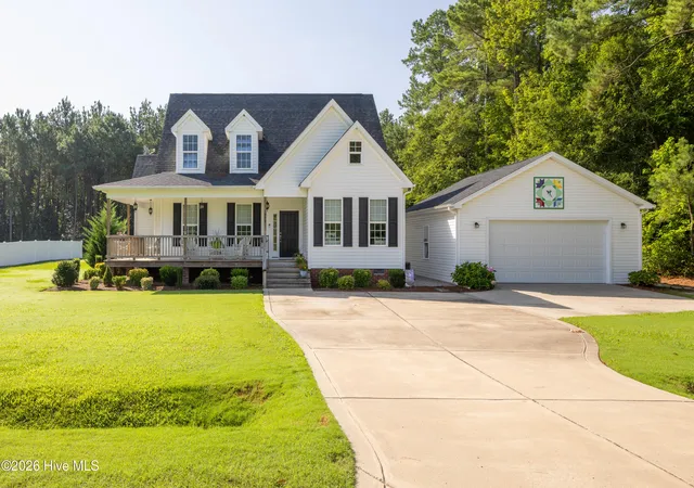 Photo 3 of Single family home for sale at 940 Nathan Dudley Rd, Clinton, NC 28328 | MLS# 100596992 | Listing updated on 2026-08-18