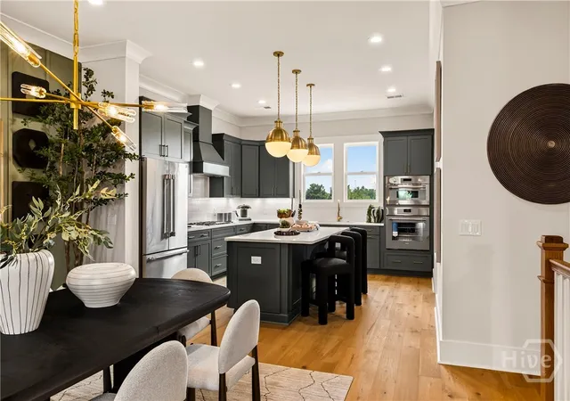 Photo 4 of Single family home for sale at 410 Legends Ct, Savannah, GA 31401 | MLS# SA354772 | Listing updated on 2026-08-28