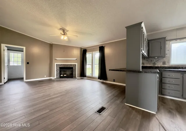 Photo 4 of Manufactured home for sale at 265 Colonial Landing Rd SE, Bolivia, NC 28422 | MLS# 100594464 | Listing updated on 2026-09-04