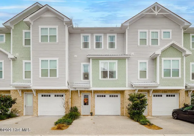 Photo 1 of Townhouse for sale at 3649 Watch Hl Way, Wilmington, NC 28409 | MLS# 100564371 | Listing updated on 2026-09-12