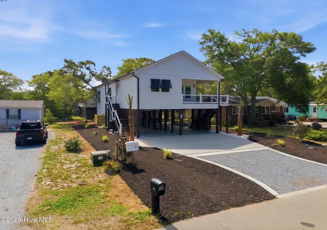Photo 2 of Single family home for sale at 112 Ne 65th Street, Oak Island, NC 28465 | MLS# 100582349 | Listing updated on 2026-08-18