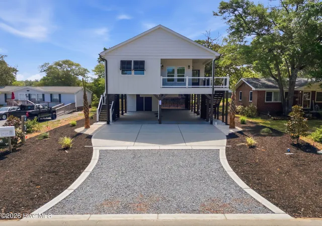Photo 3 of Single family home for sale at 112 NE 65th Street, Oak Island, NC 28465 | MLS# 100582349 | Listing updated on 2026-08-18
