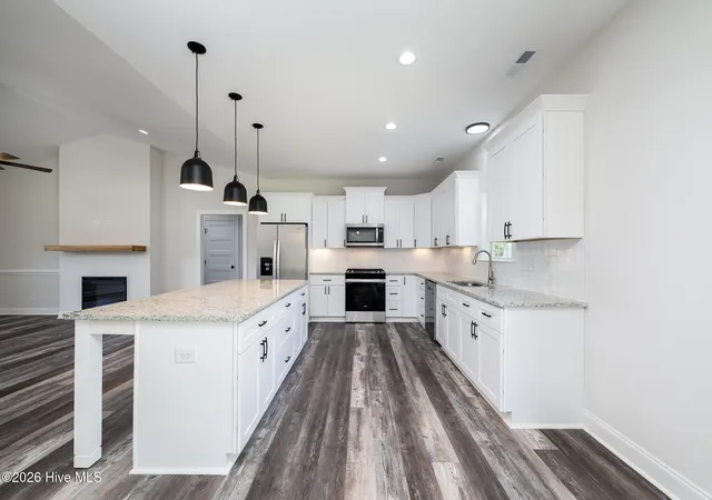 Photo 3 of Single family home for sale at 682 Crump Farm Rd, New Bern, NC 28562 | MLS# 100570546 | Listing updated on 2026-09-17