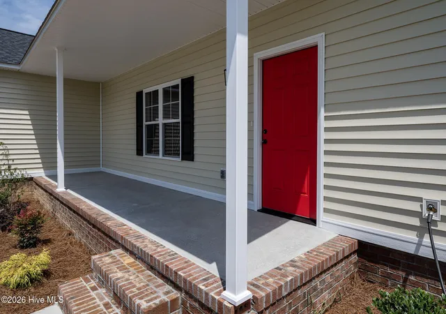 Homes for sale in New Bern, NC | 682b Crump Farm Rd, New Bern, NC 28562 | MLS# 100570546