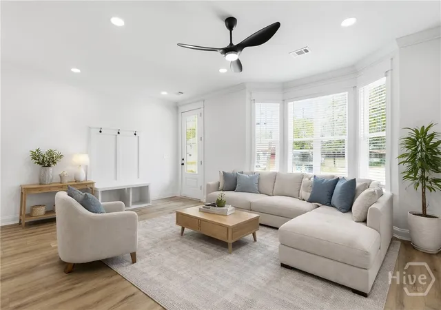 Photo 4 of Single family home for sale at 1205 E 34th Street, Savannah, GA 31404 | MLS# SA351743 | Listing updated on 2026-08-12