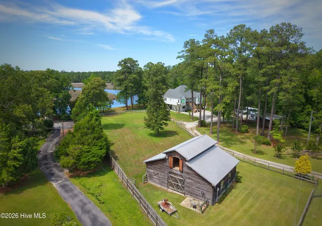 3rd image of 1002 Howells Rd, Grantsboro, NC 28529 | MLS# 100572631