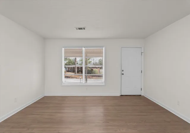 Photo 3 of Single family home for sale at 1439 Ridgewood Dr, Augusta, GA 30909 | MLS# 98196251 | Listing updated on 2026-07-14