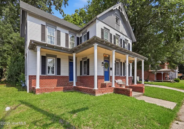 Photo 2 of Single family home for sale at 210 N Dyer St, Elizabeth City, NC 27909 | MLS# 100586403 | Listing updated on 2026-09-08