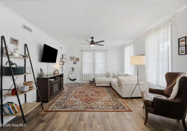 Photo 3 of Single family home for sale at 210 N Dyer St, Elizabeth City, NC 27909 | MLS# 100586403 | Listing updated on 2026-09-08