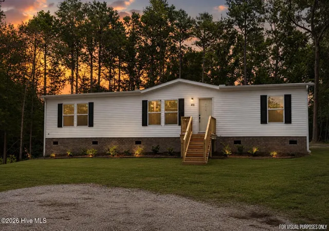 Photo 1 of Manufactured home for sale at 372 Mallard Roost Dr, Burgaw, NC 28425 | MLS# 100593158 | Listing updated on 2026-09-18